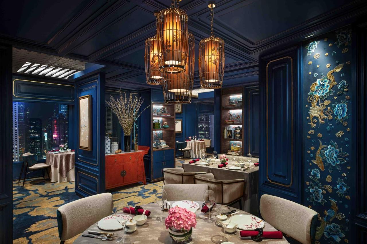 Mandarin Oriental, 香港