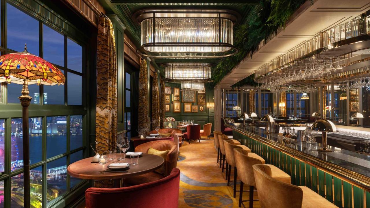 Mandarin Oriental, 酒店 香港