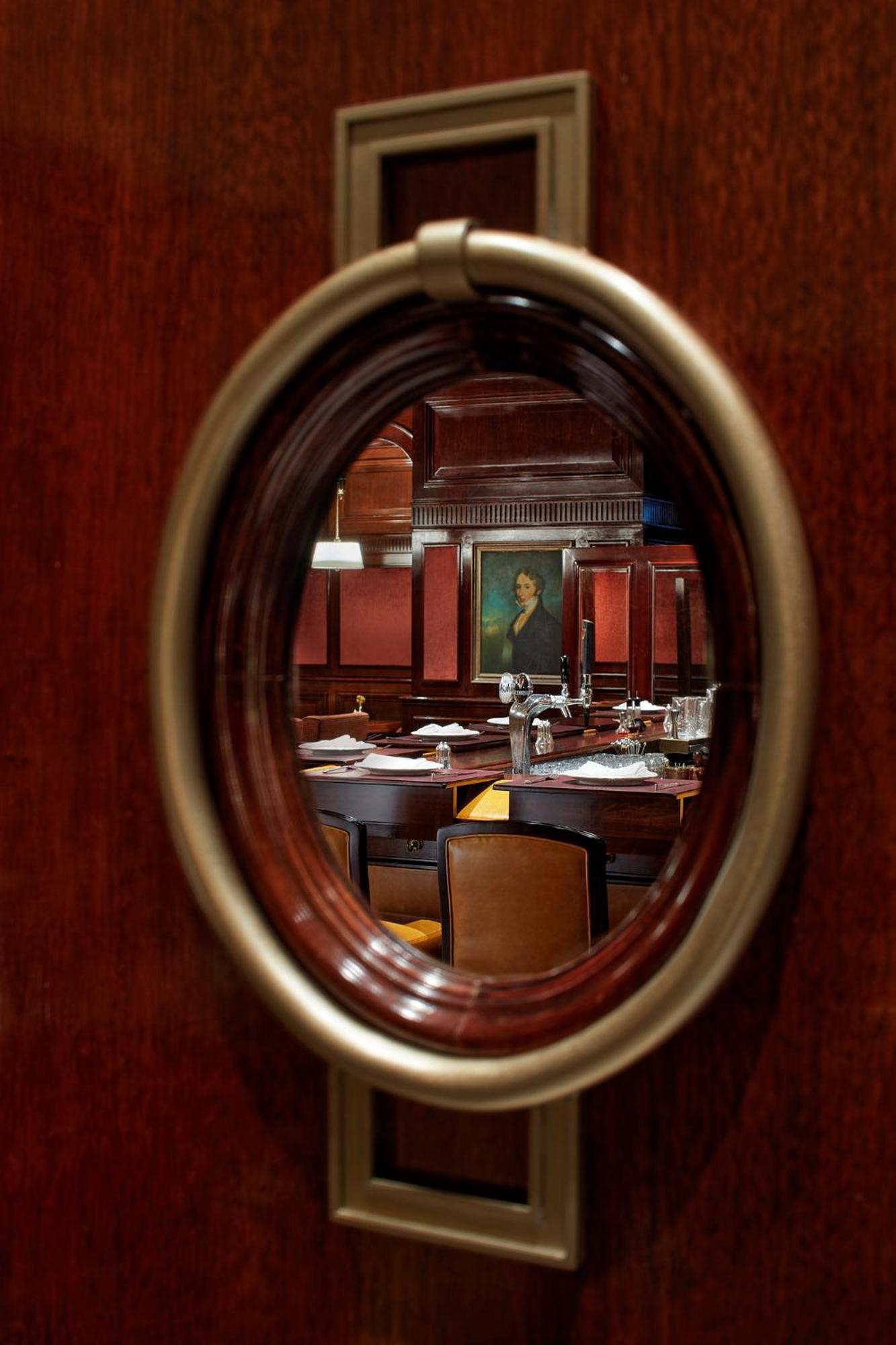 酒店 Mandarin Oriental, 香港